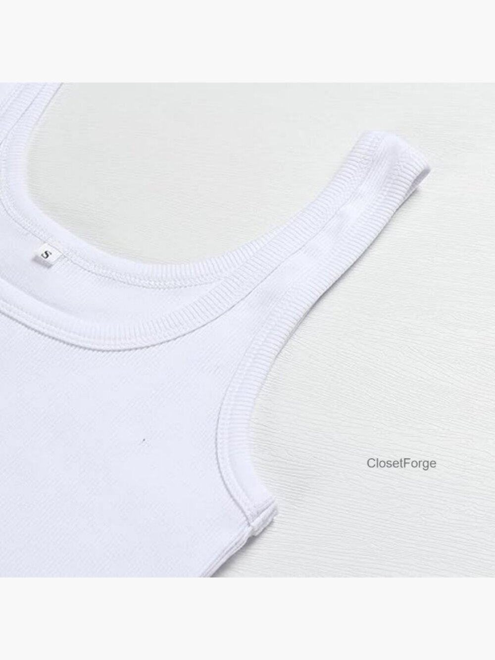 Scoop Neck Sleeveless Ribbed Knit Fitted Casual Crop Tank Top - Picture 3 of 7
